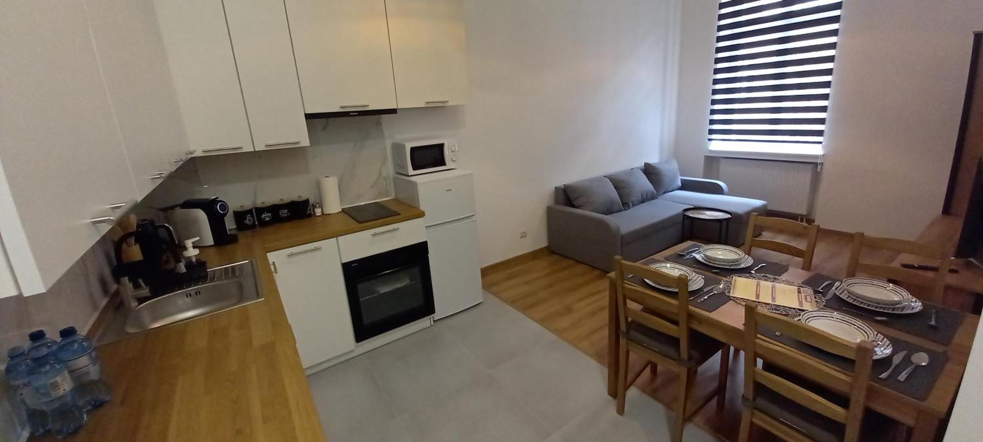 Apartament Love On 5 - Milosc Na 5 Legnica Esterno foto