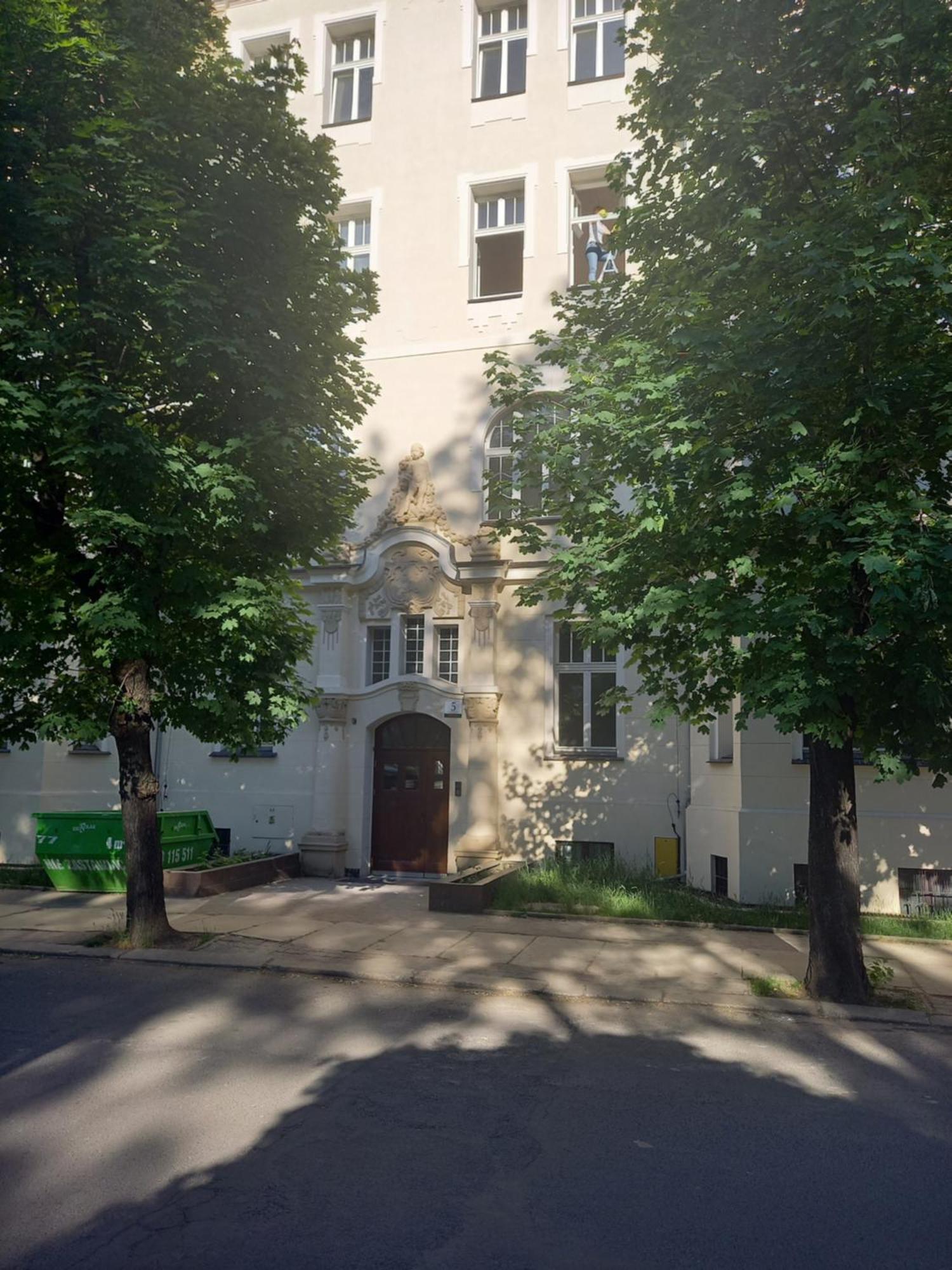 Apartament Love On 5 - Milosc Na 5 Legnica Esterno foto