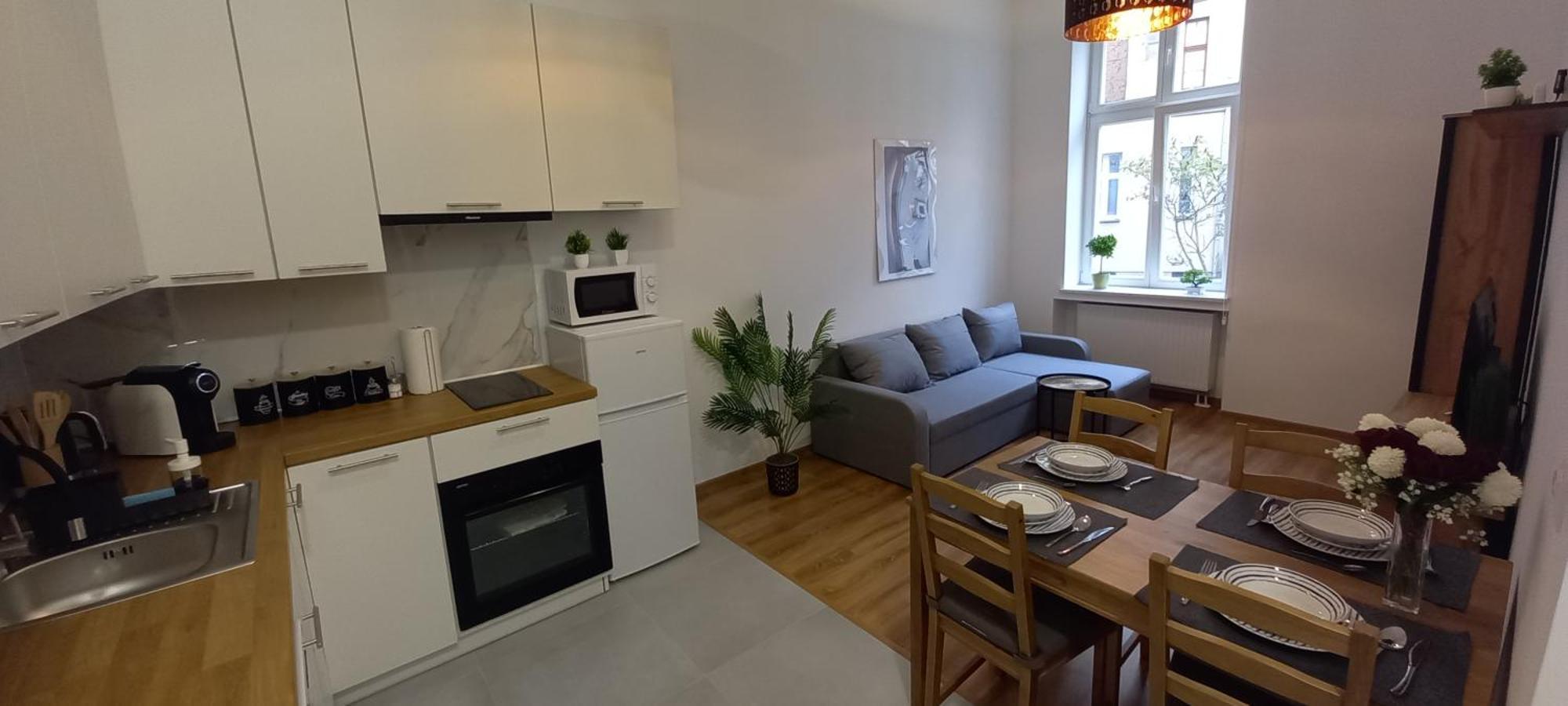 Apartament Love On 5 - Milosc Na 5 Legnica Esterno foto